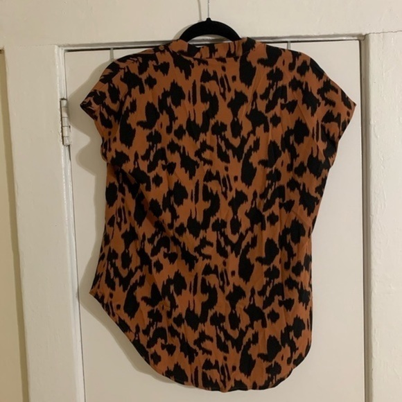 Orange and black loose top size XS - Picture 3 of 7